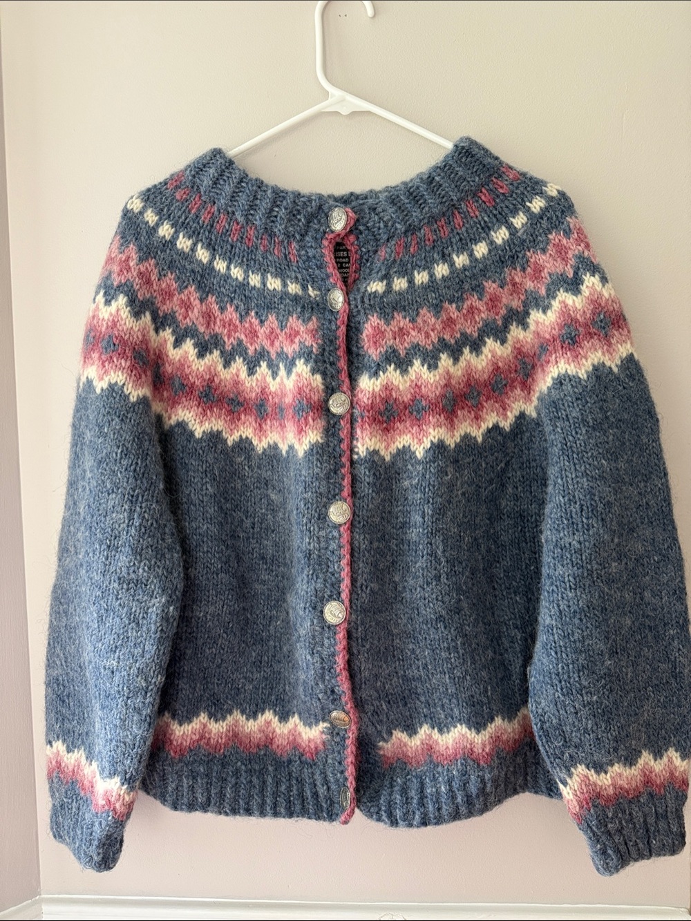 Tricote A La Main Par Blue ,White &Pink Fair Icelandic Wool Cardigan Size M